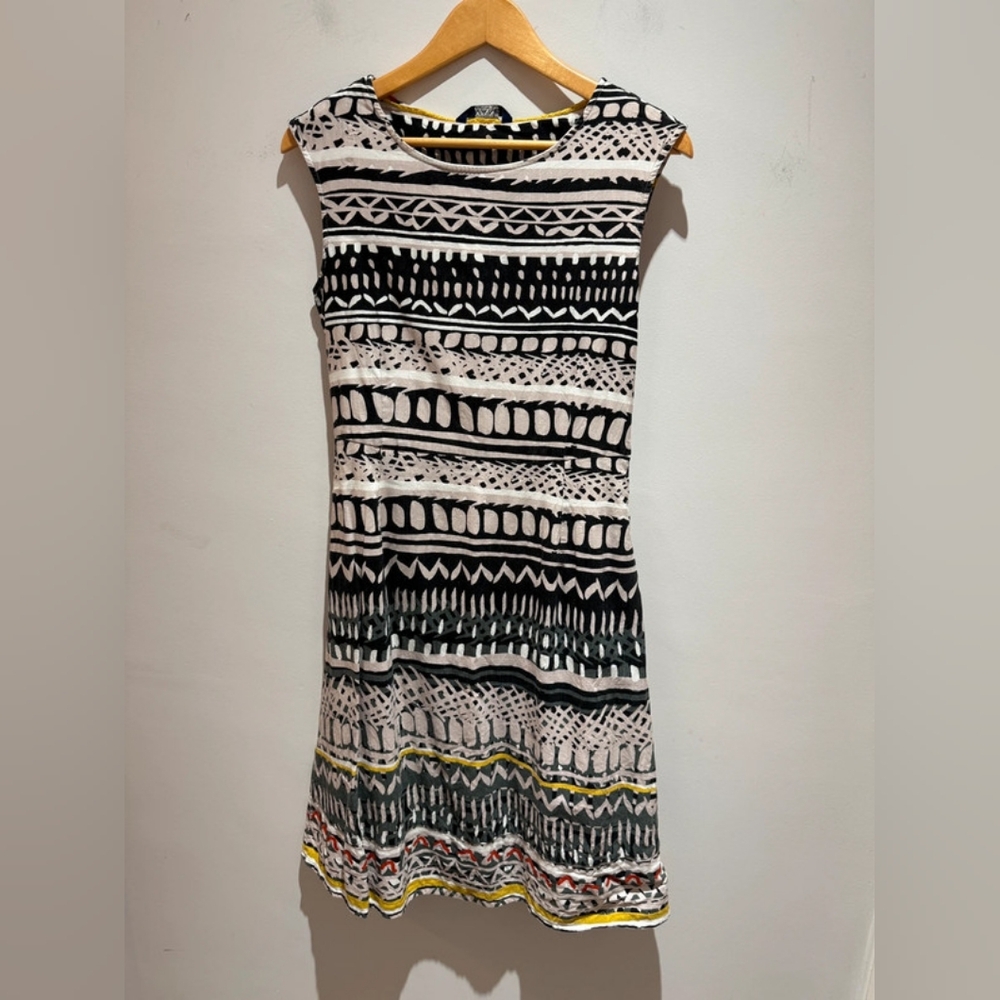 Stylish Black and White Patterned Dress